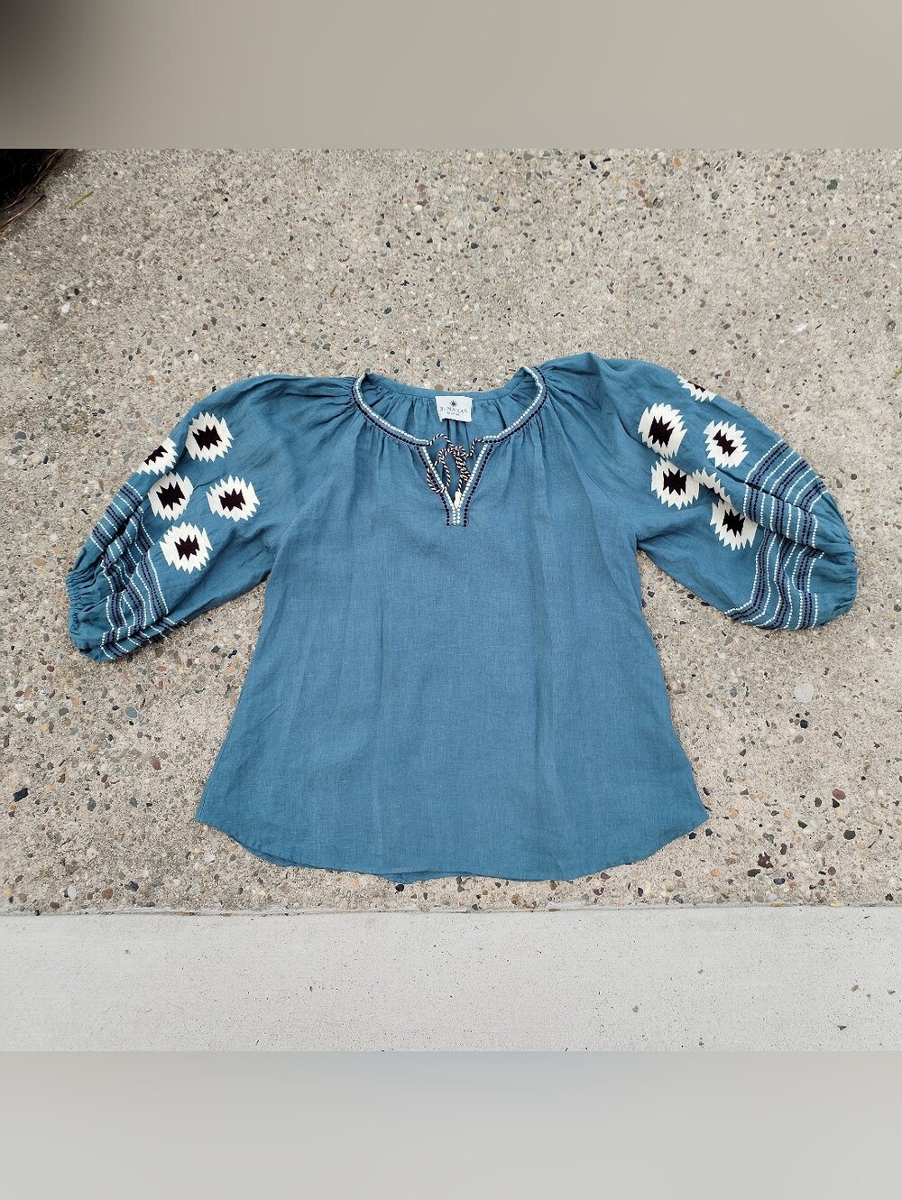 BENARAS Sienna Blue Embroidered Peasant Top with Puff Sleeves